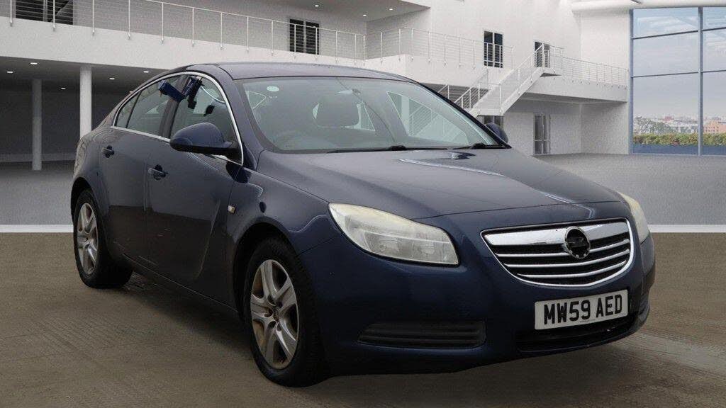 2010 Vauxhall Insignia 1.8 Exclusiv Hatchback 5d