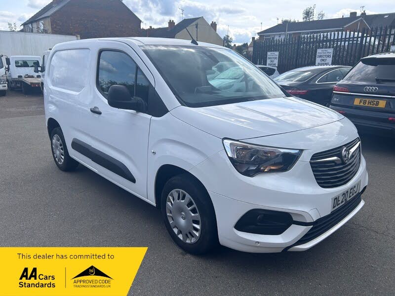 2020 Vauxhall Combo 1.5CDTi Sportive 2000 (100PS)(EU6dT)