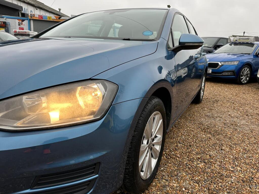 2014 Volkswagen Golf 1.6TDI SE (BMT)(s/s) Hatchback 5d