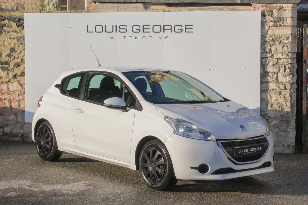 2012 Peugeot 208 1.2 Access+ 3d