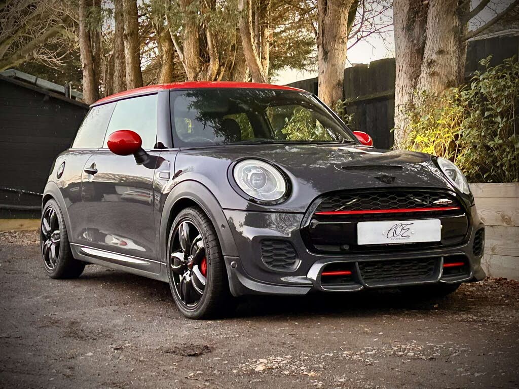 2015 MINI Mini 2.0 Cooper JCW (s/s) Sport Auto