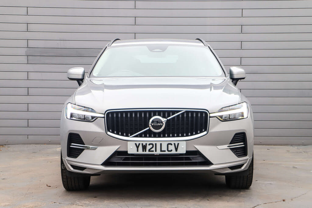 2021 Volvo XC60 2.0TD B4 Momentum AWD
