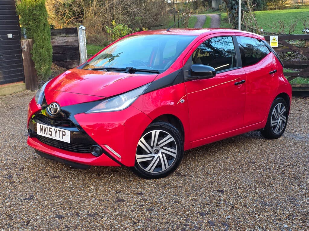 2015 Toyota AYGO 1.0 VVT-i x-play 5d