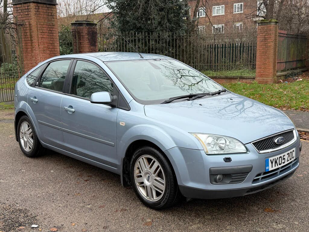 2005 Ford Focus 2.0 Ghia Hatchback 5d 1999cc auto