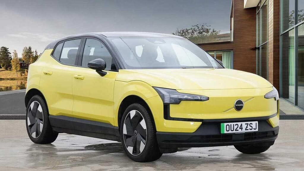 2024 Volvo EX30 E Twin Plus
