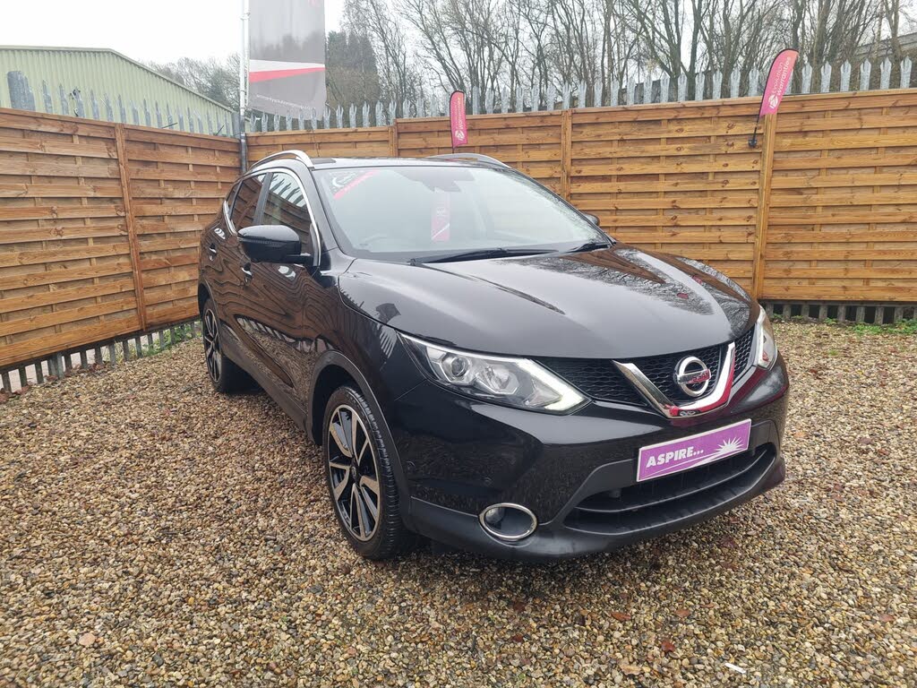 2016 Nissan Qashqai 1.5dCi Tekna