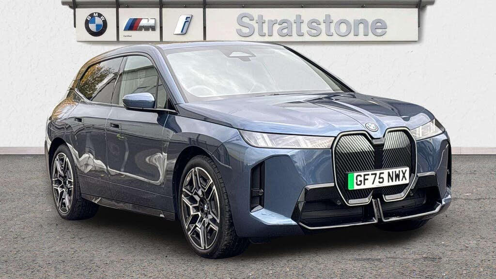 2025 BMW iX E xDrive45 M Sport