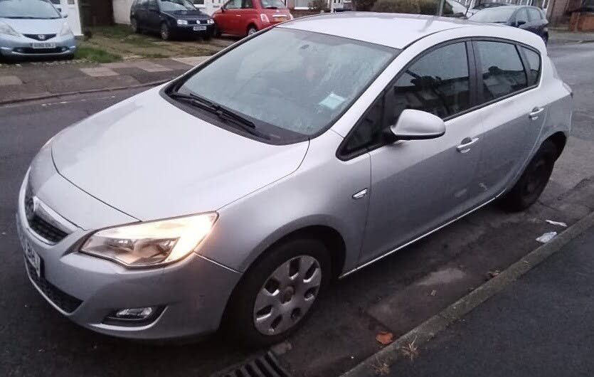 2010 Vauxhall Astra 1.4 Exclusiv 16v VVT (100ps) Hatchback 5d 1364cc