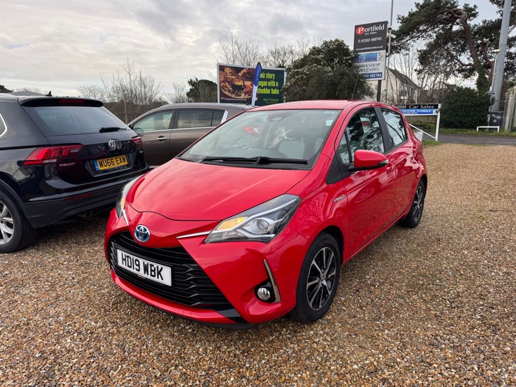 2019 Toyota Yaris 1.5 VVT-i Icon Tech (98bhp) Hybrid 1497cc E-CVT