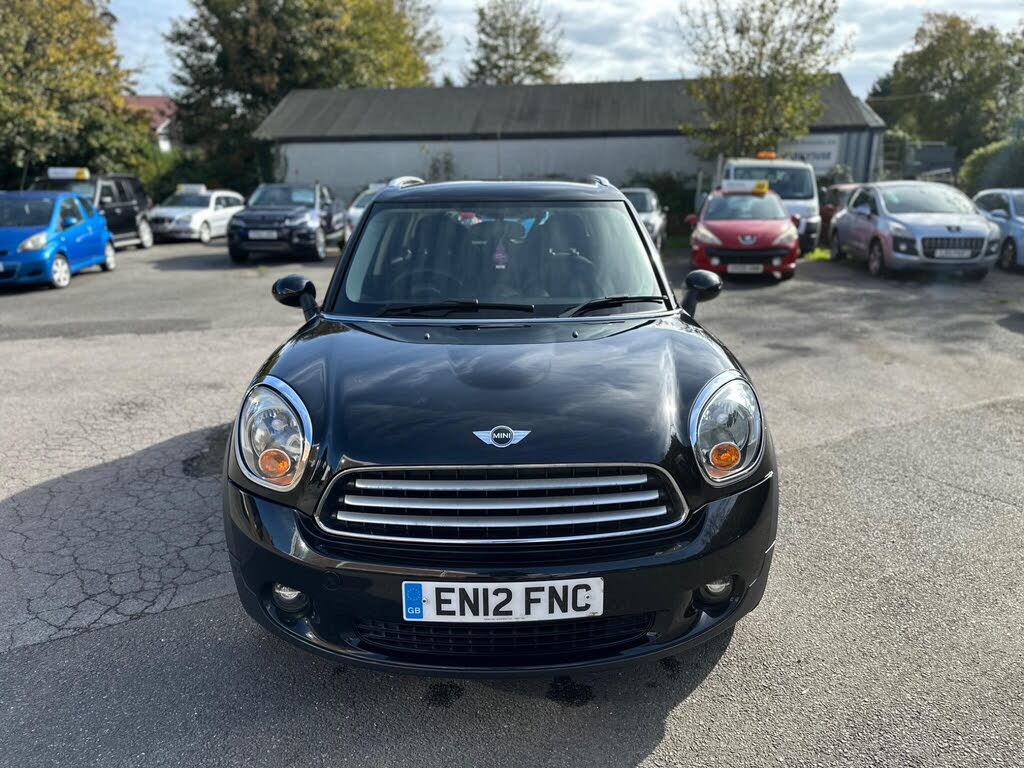 2012 MINI Mini Countryman 1.6 Cooper (Pepper)