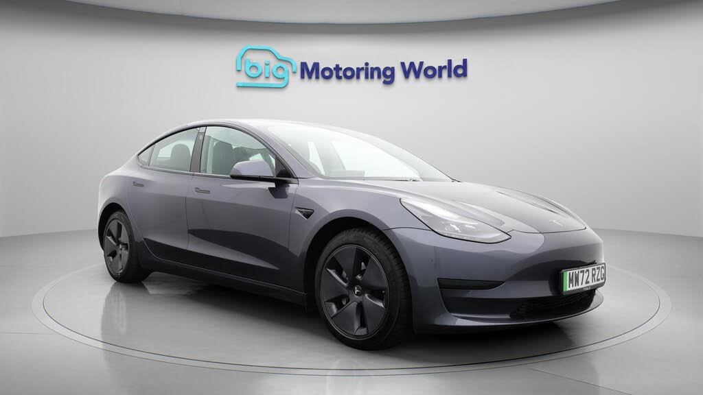 2022 Tesla Model 3 E RWD