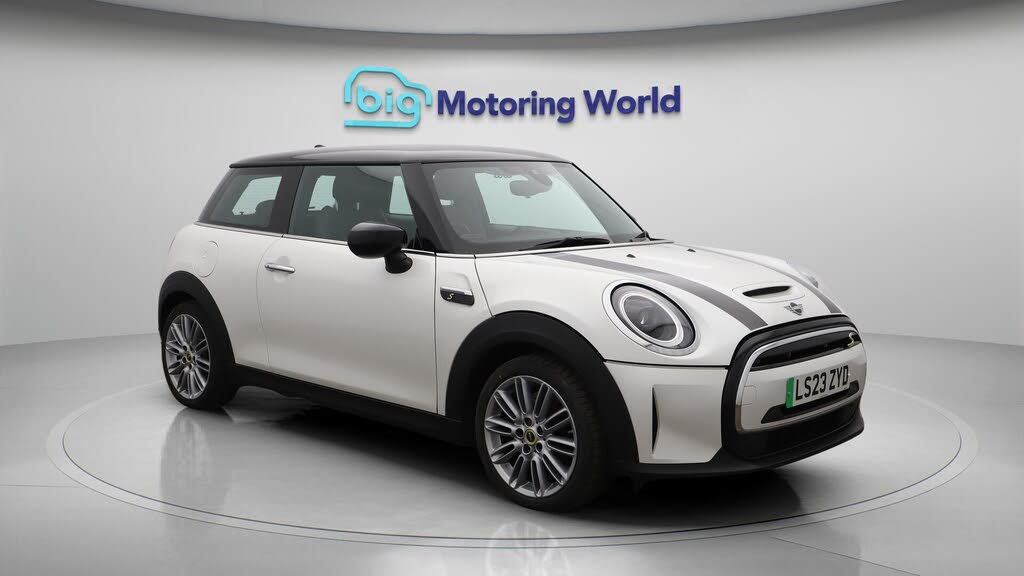 2023 MINI Mini E Cooper S 2)