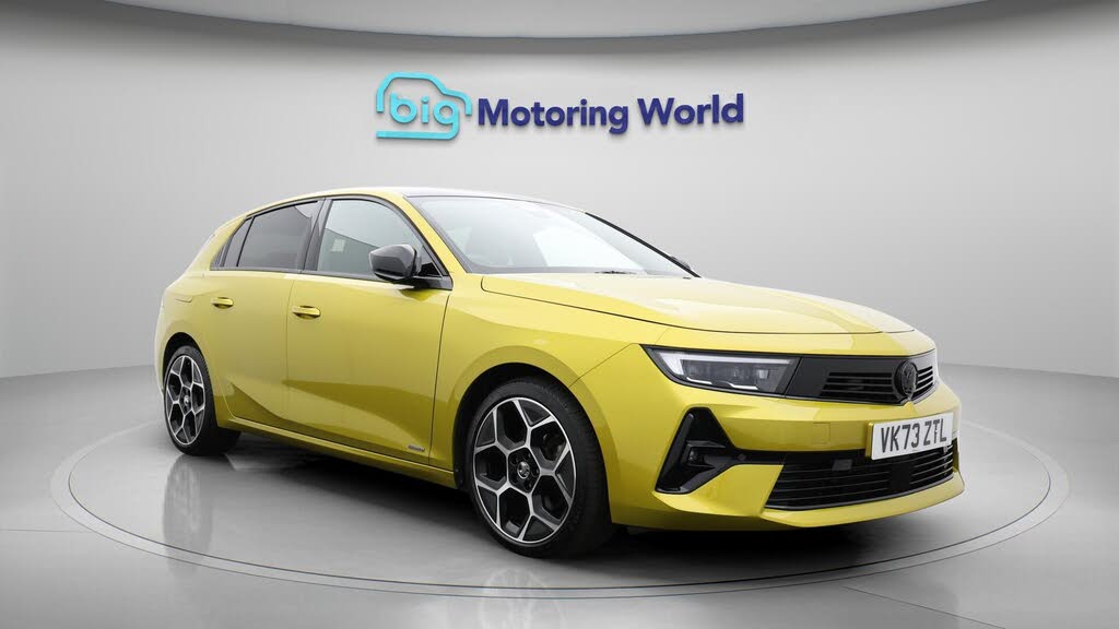2023 Vauxhall Astra 1.5 Turbo D Ultimate Hatchback