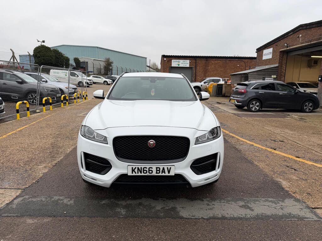 2016 Jaguar F-PACE 2.0 i4D R-Sport (AWD) Auto