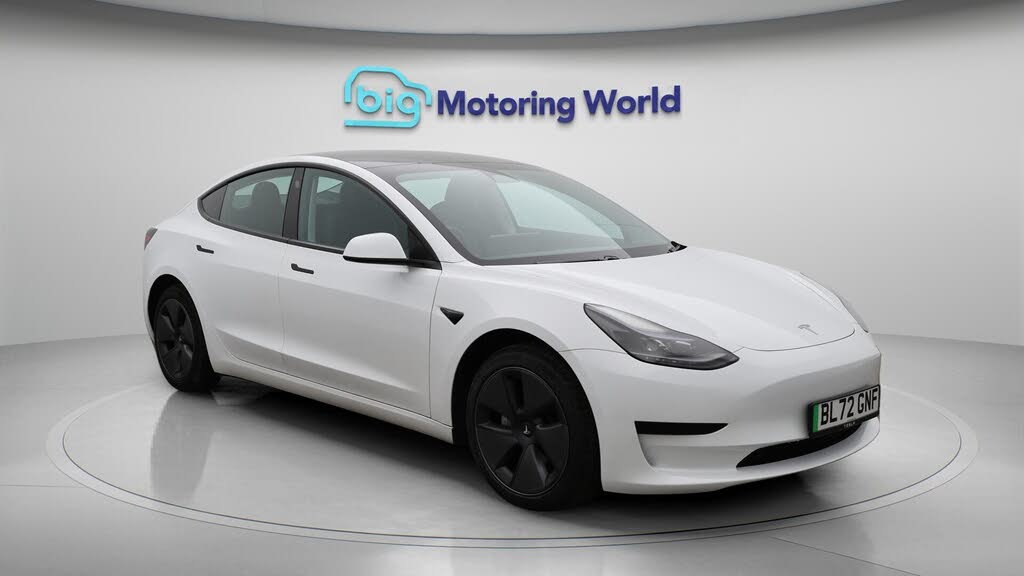 2022 Tesla Model 3 E RWD