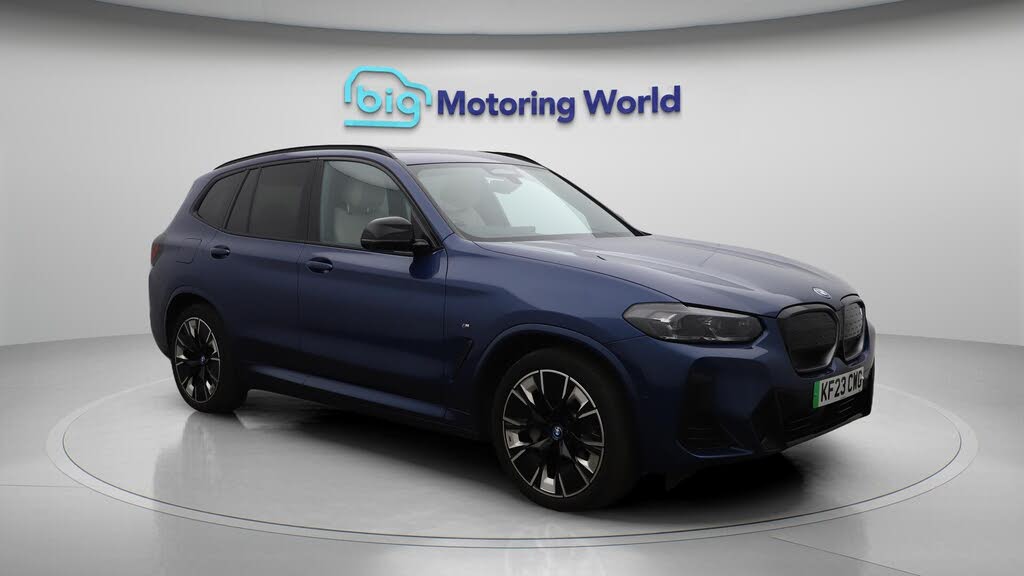 2023 BMW iX3 E M Sport Pro
