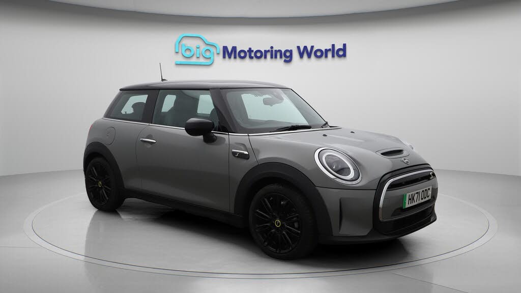 2021 MINI Mini E Cooper S 2)