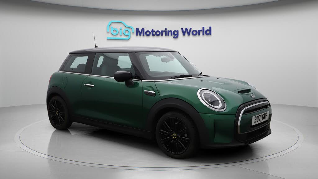 2021 MINI Mini E Cooper S 2)