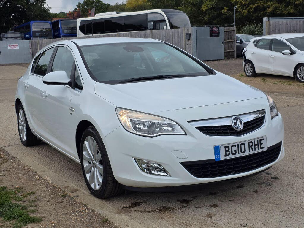 2010 Vauxhall Astra 1.6 Elite (113bhp) Auto