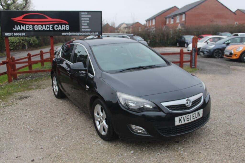 2011 Vauxhall Astra 2.0TD SRi 2.0CDTi 16v (165ps) ecoFLEX (s/s) Hatchback