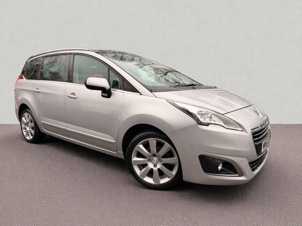 2016 Peugeot 5008 1.6BlueHDi Allure