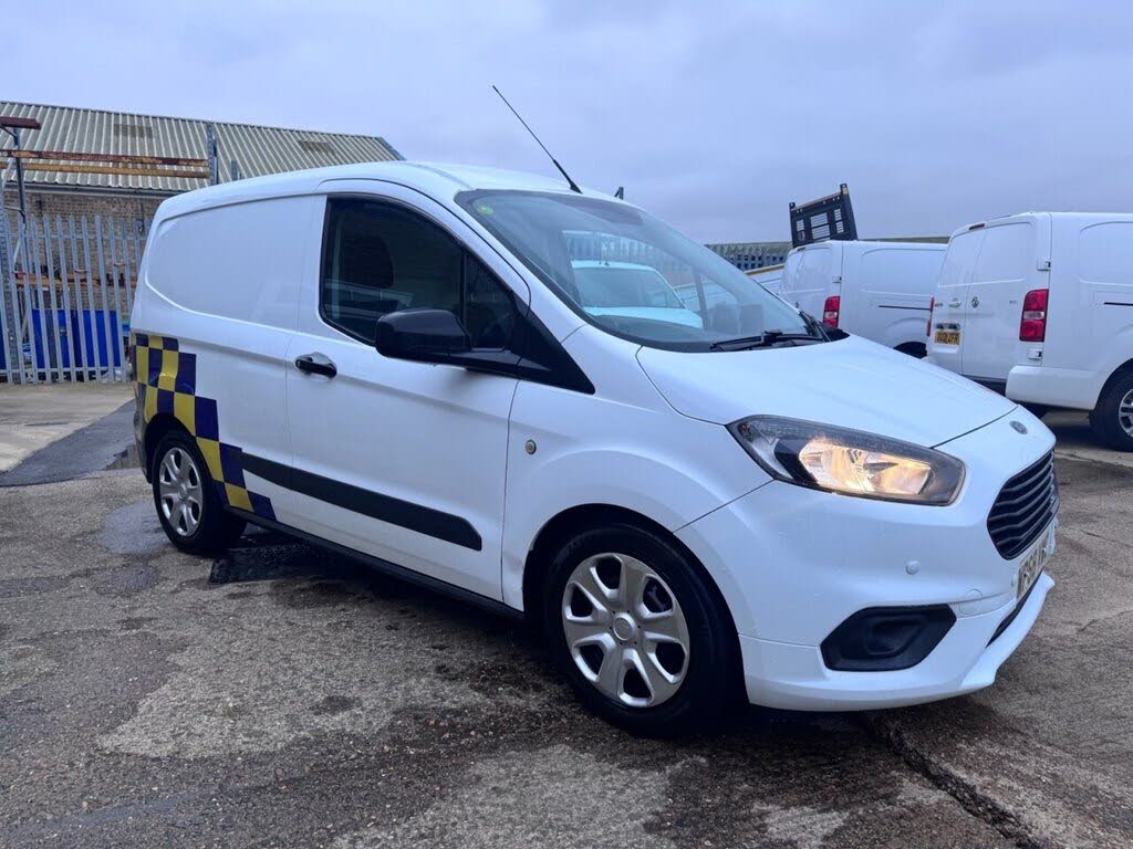 2018 Ford Transit Courier 1.5TDCi Trend (75PS)(Eu6c) Panel