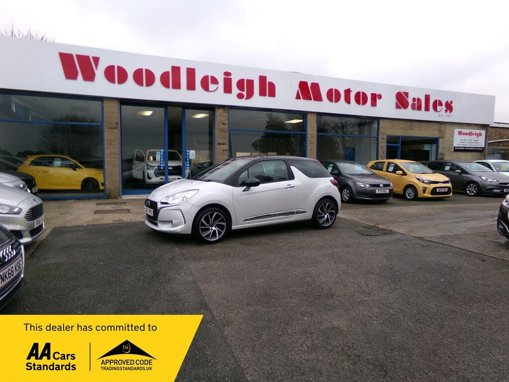 2017 DS DS 3 1.2 PureTech Connected Chic (82ps)