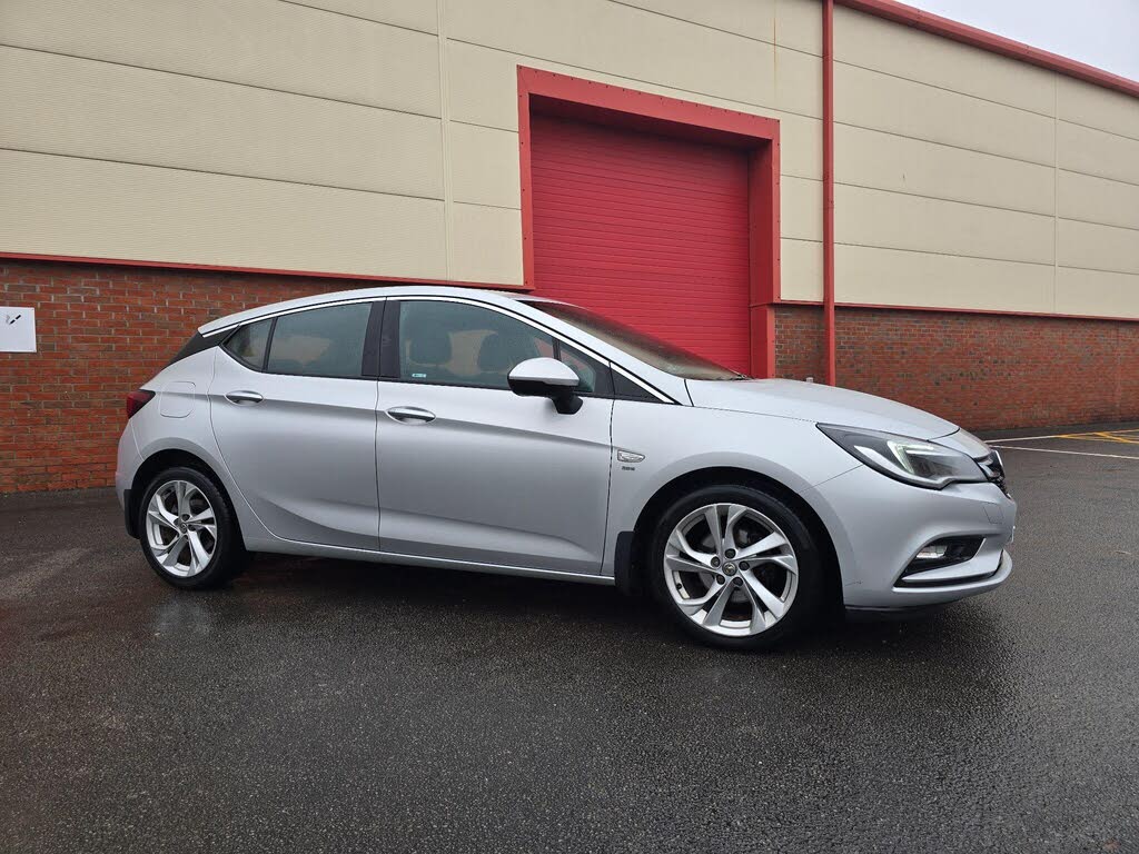 2016 Vauxhall Astra 1.4i 16v Turbo SRi Nav (150ps) Hatchback