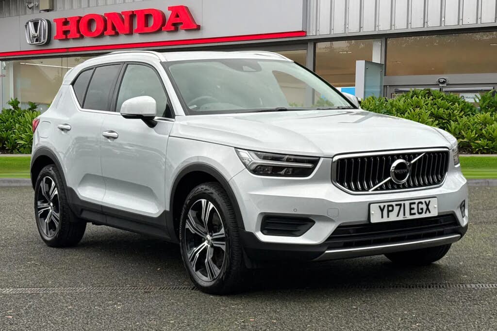 2021 Volvo XC40 1.5 T4 Inscription (208bhp)