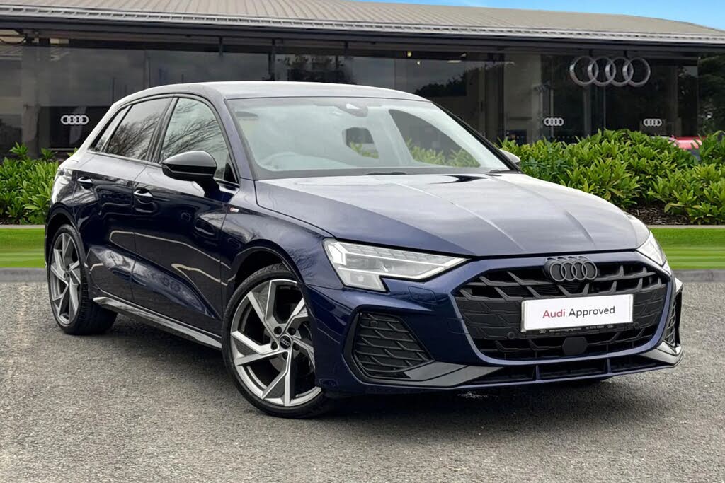2025 Audi A3 1.5 35 TFSI Black Edition Sportback 5d