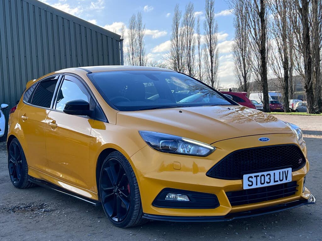 2016 Ford Focus 2.0T ST3 Hatchback