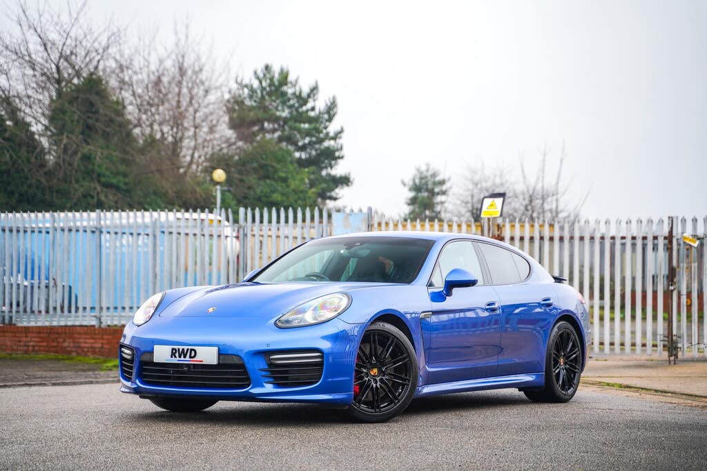 2015 Porsche Panamera 4.8 GTS
