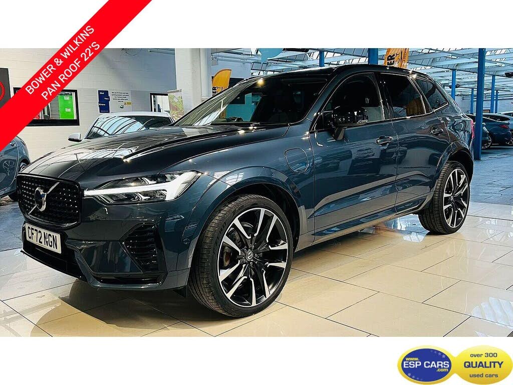 2022 Volvo XC60 2.0 T8 Ultimate (Dark