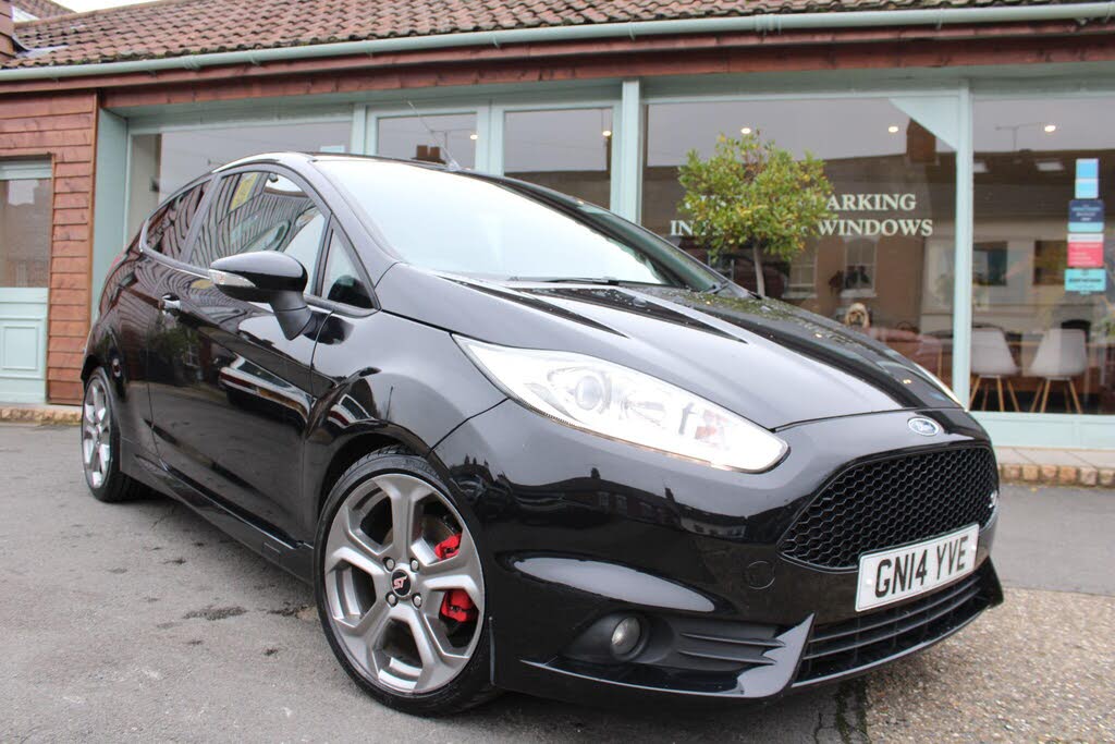 2014 Ford Fiesta 1.6 ST 2