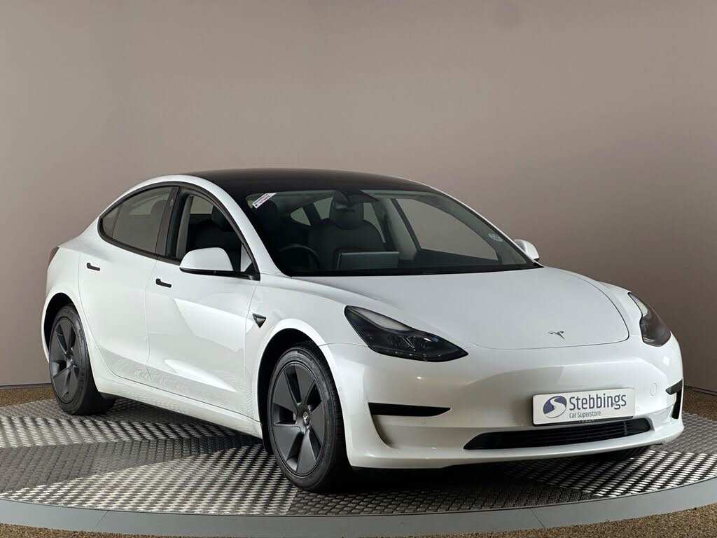 2022 Tesla Model 3 E RWD