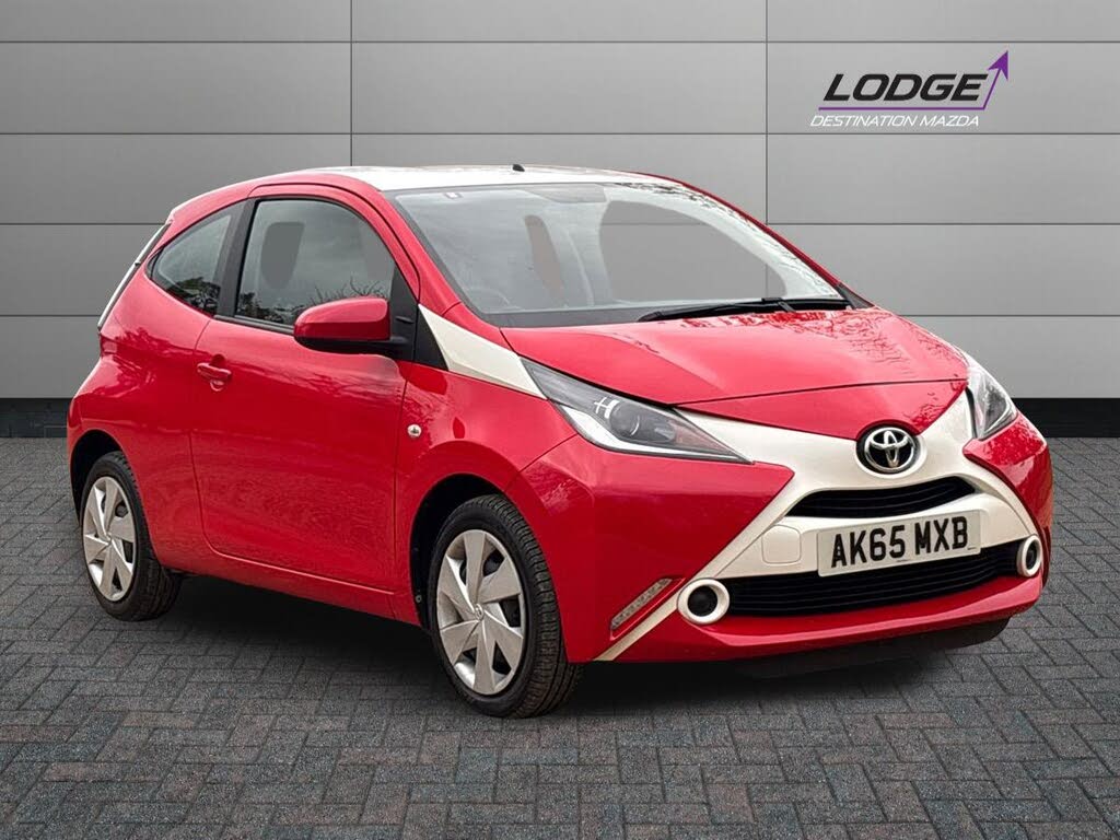 2015 Toyota AYGO 1.0 VVT-i x-play 3d