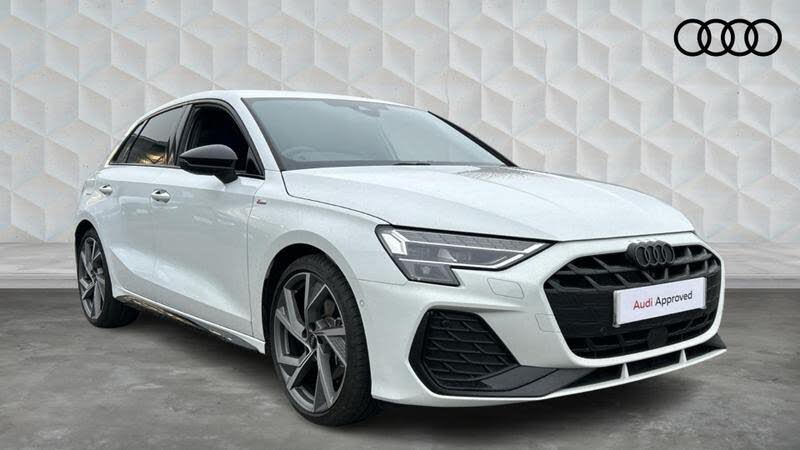 2025 Audi A3 1.5 35 TFSI Black Edition Sportback 5d