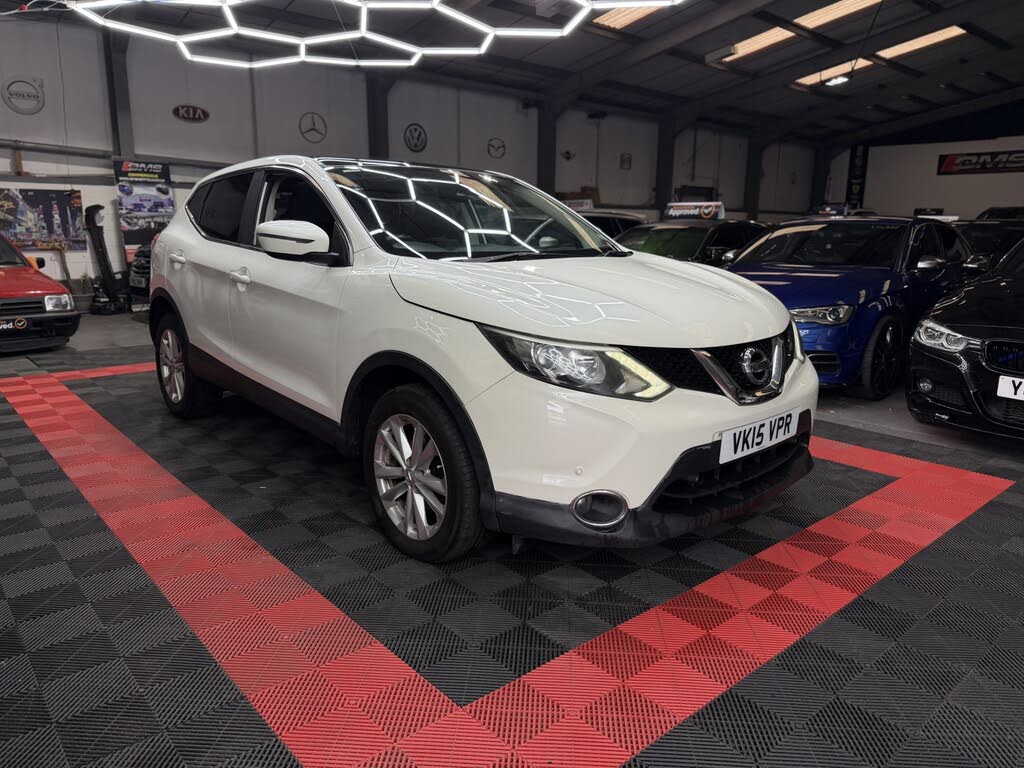 2015 Nissan Qashqai 1.6dCi Acenta Premium