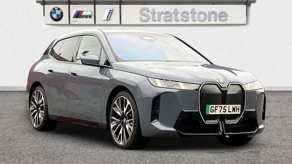 2025 BMW iX E xDrive45 M Sport