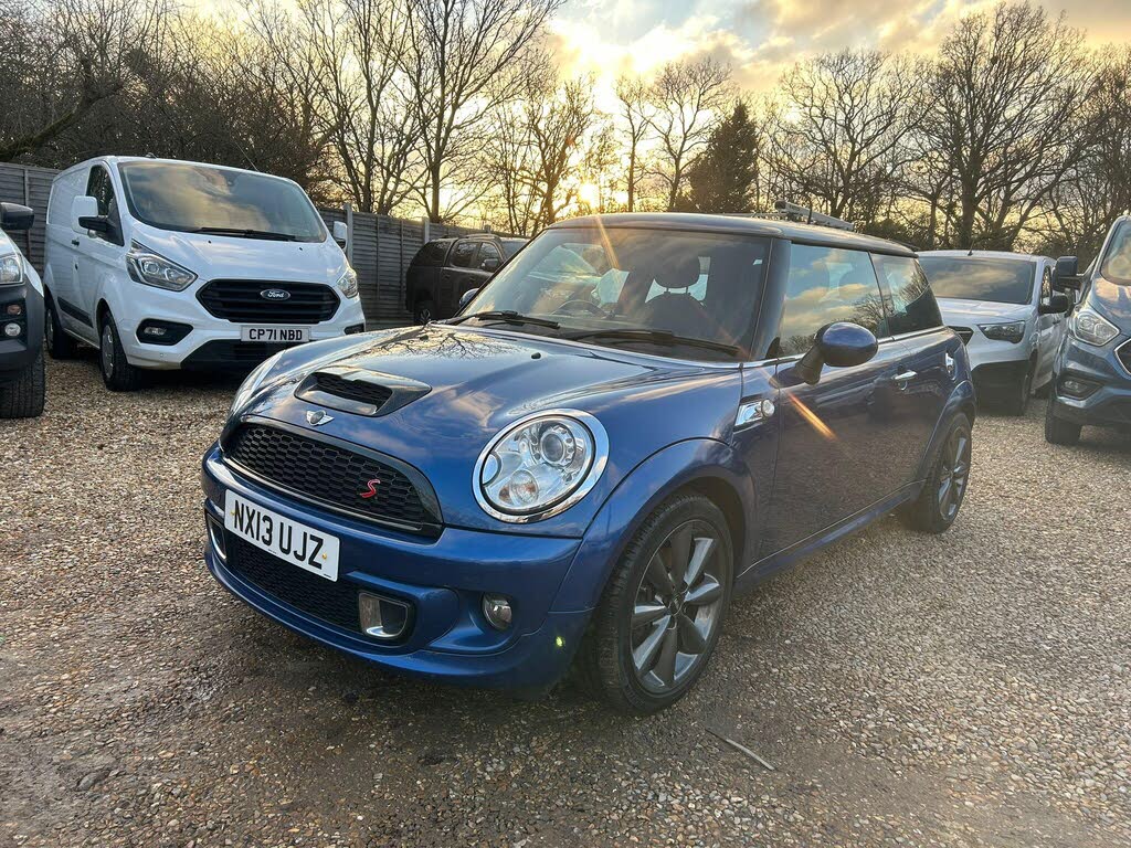 2013 MINI Mini 2.0TD Cooper SD (143bhp) (Sport Chili) Hatchback 3d