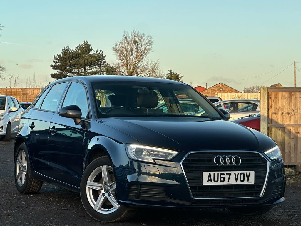 2017 Audi A3 1.5 TFSI SE Sportback 5d