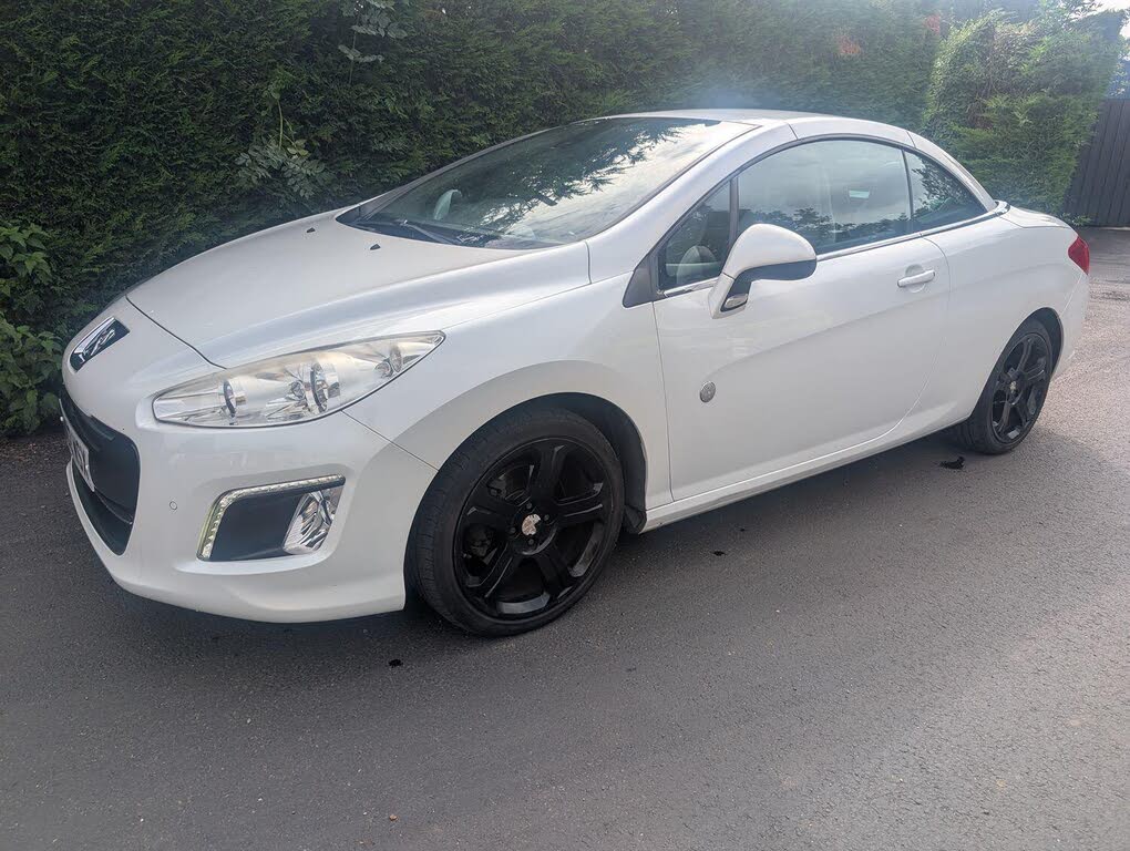 2013 Peugeot 308 CC 1.6 Roland Garros (156bhp)