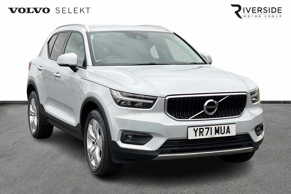 2021 Volvo XC40 1.5 T3 Momentum (161bhp)