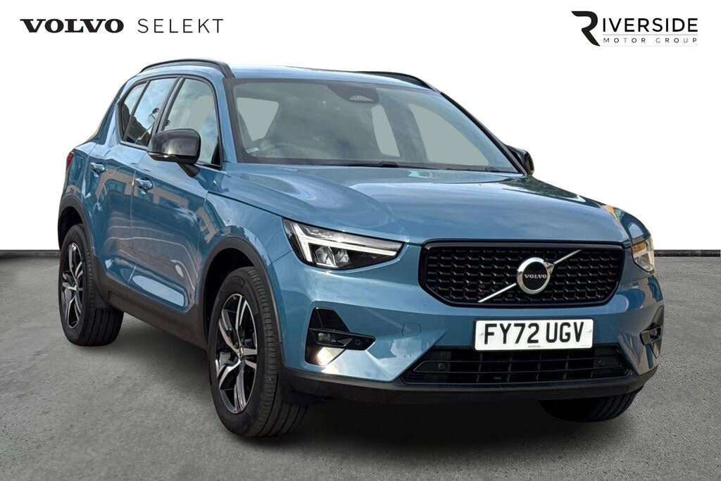 2022 Volvo XC40 2.0 B3 Plus