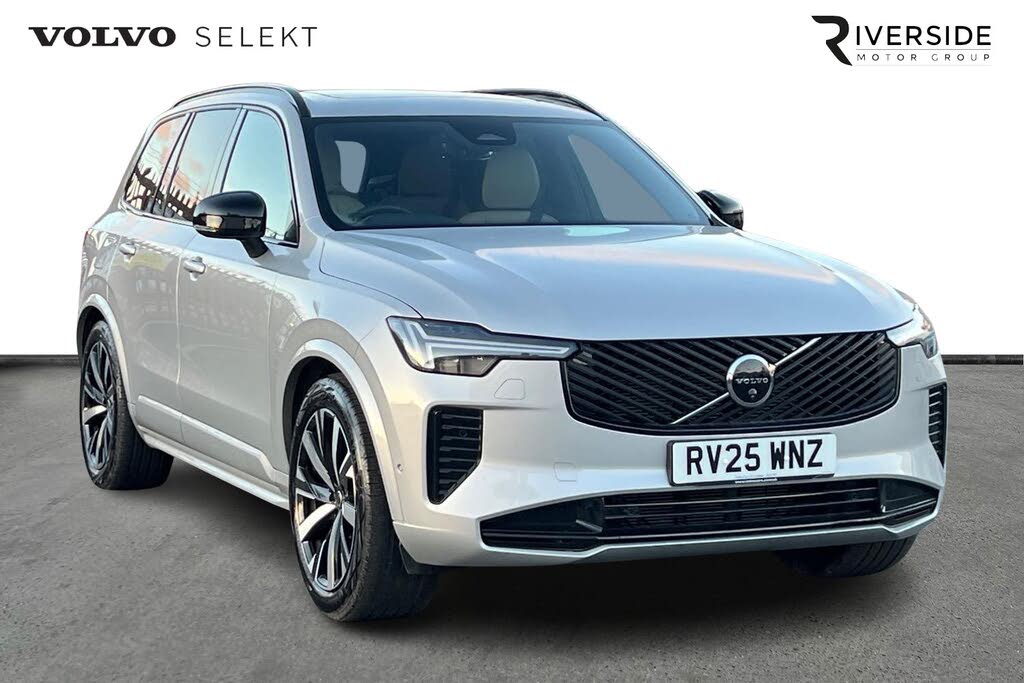 2025 Volvo XC90 2.0 B5 Plus