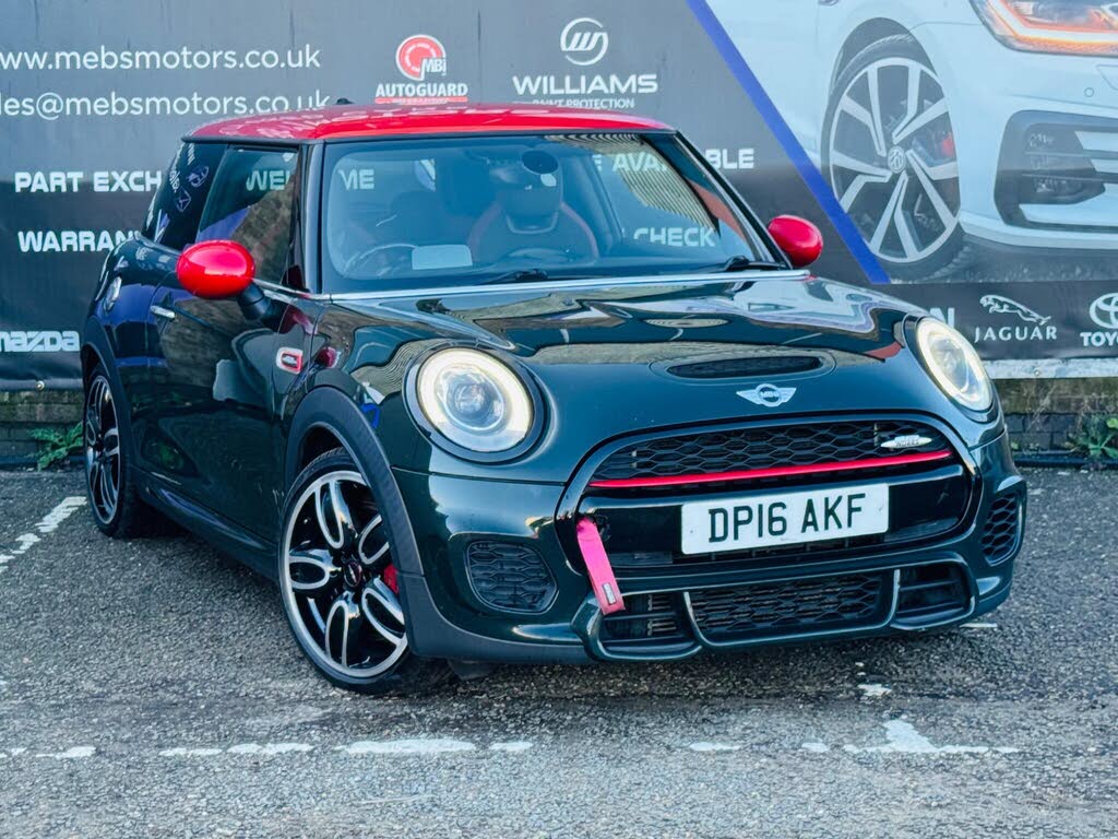 2016 MINI Mini 2.0 Cooper JCW