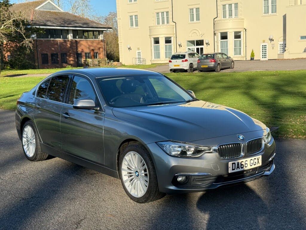 2016 BMW 3 Series 2.0TD 320d Luxury Saloon 4d Auto