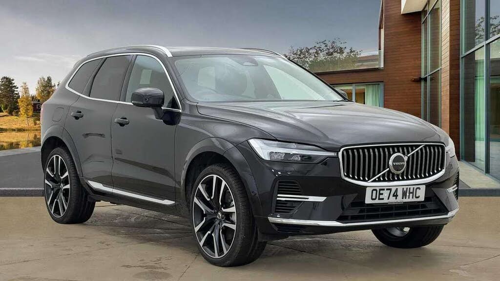 2025 Volvo XC60 2.0 T8 Ultra (Dark