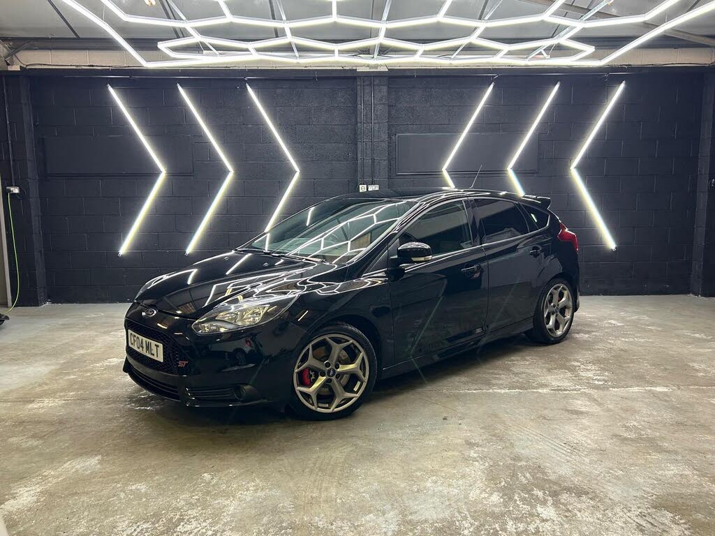 2014 Ford Focus 2.0 ST2 Hatchback 2000cc