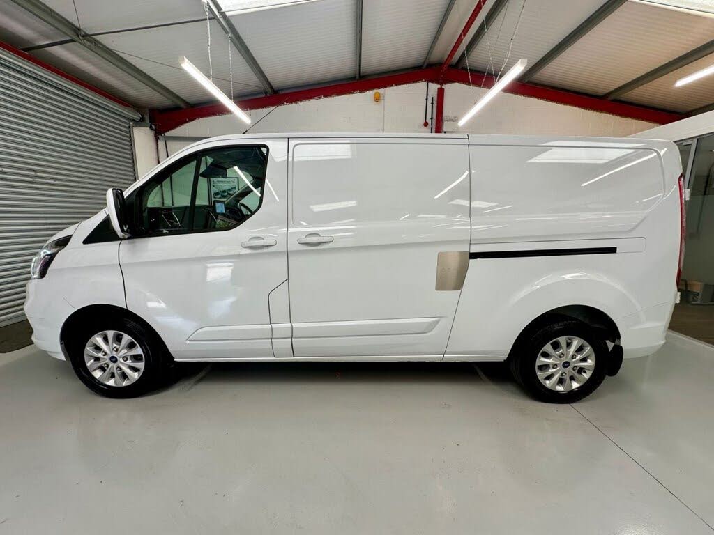 2021 Ford Transit Custom 2.0TDCi 300 L2H1 Limited (130PS)(EU6dT) Panel Van